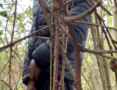 Sexy Twink Pissing in the Park During the Day