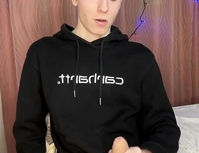 Twink Prostate Tingles During Intense Solo Hand Pump