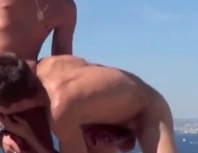 Romantik fucked by sexy boy in outdoor beach