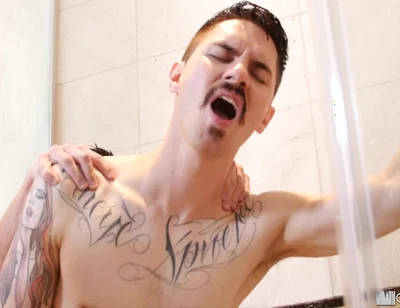 Zak Bishop And Vincent James - Boys Lather Up Together