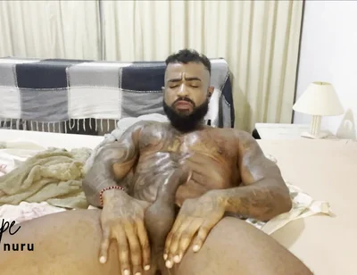 A Solo Made for Those Who Like to Observe, Feel and Get Involved From Beginning to End