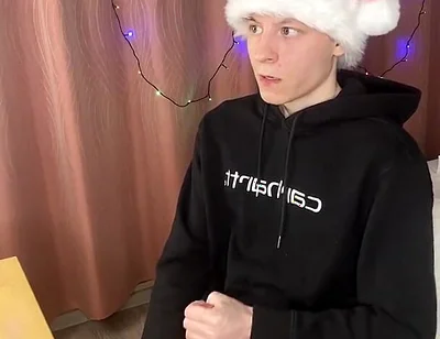 Hand Grip Makes 18yo Squirt Ropes Fast Alone