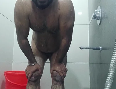 Hot Daady Nude Bathing Show