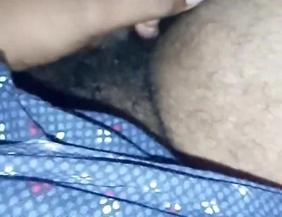 Desi Aunty with Pussy Hole Sucking Cream