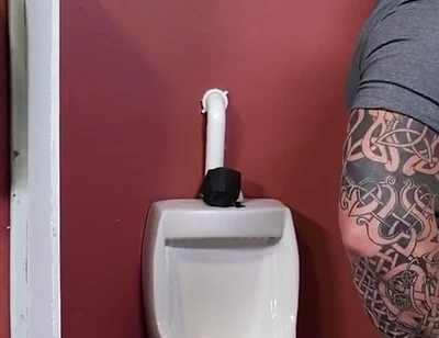 Menover30 meet me at the gloryhole