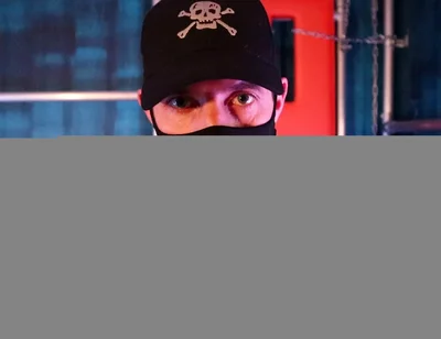 My Keys to Your Cage (4k)