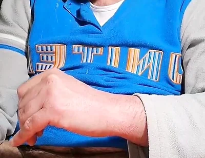 Handjob, Finger in Ass, Feet and Piss!