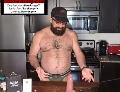 Review of Wildolo's Massive Dildo