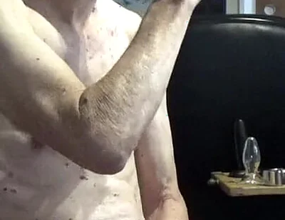 Private Show - Strip,suck Dildoes and Cum Shot