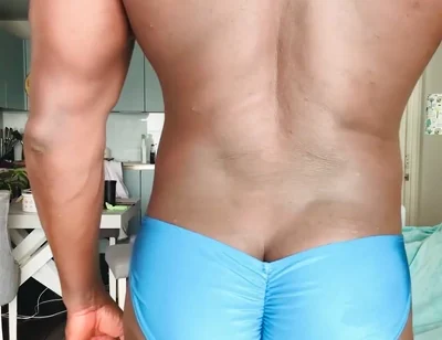 The Size of My Arse Means Stuff Like This Never Really Fits