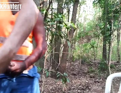 Worker Sucking in the Bush and Fucking His Coworker