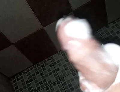 Guy Takes the Shower to Masturbate