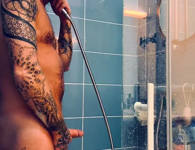 Hot Shower and Quick Pee