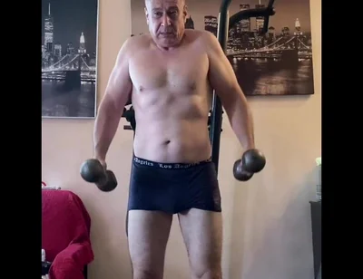 I'm Pumping My Hands