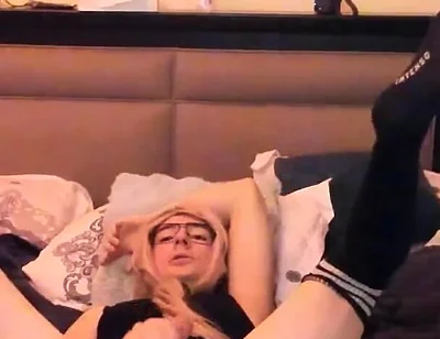 Vibrator, Dildo and My Hand - the Holy Trinity of Masturbation