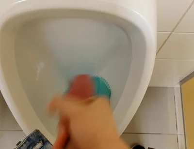 Piss, Jerking and Cum in the Hospital