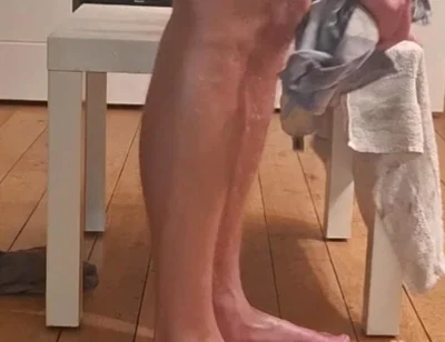 Hot Gay Twink Loves a Huge Fist in His Ass and Is Riding It