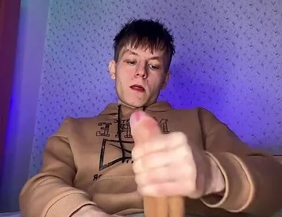 Skinny Twink with a Giant Dick Needs Some Serious Relief