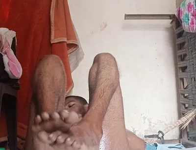 Full Body Oil Massage at Home