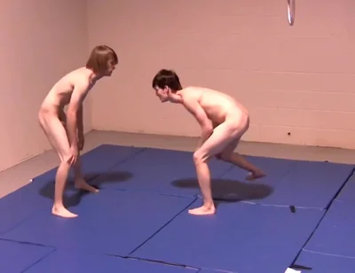 Strip Wrestling - Chapter 3