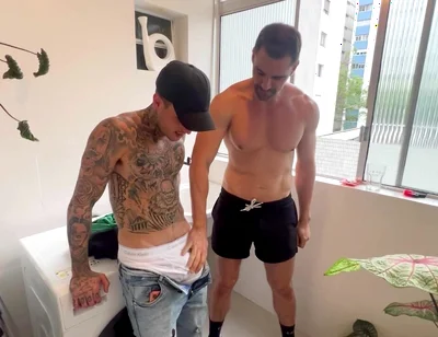 Having Hot Sex with an Old Friend Parte 1