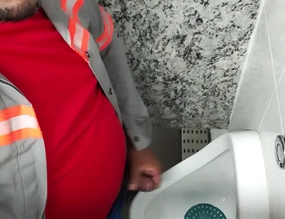 I Sucked My Colleague in the Bathroom of the Firm