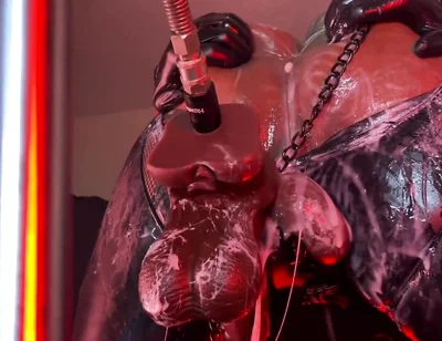 Intense Creamy Fuck on the Butt Machine - Gaping and Farting Bubbles