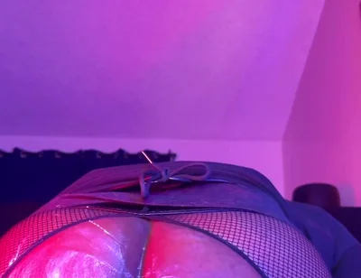 Bubble Butt Piggy Goes on Nasty Joyride