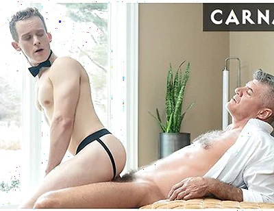 Gay Twink Dillon Tides Obeys Instructions From Master - Dillon Stone
