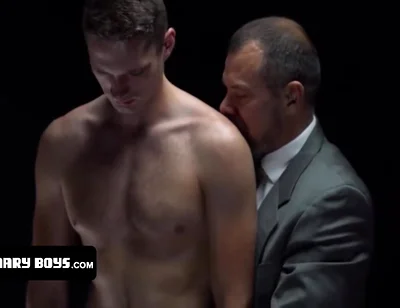 Brent North, Darenger Mccarthy And Thyle Knoxx - Hunk Missionary Boy Obeys All His Leaders Command