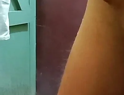 I Enjoyed Doing a Dance Handjob in the Bathroom