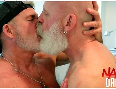 Bearded Hunk Got His Ass Licked And Stretched By Horny Dilf
