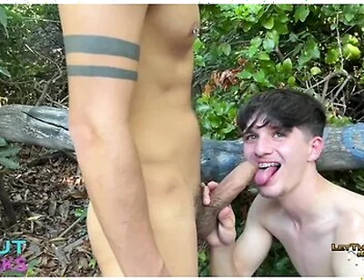 Big Uncut Cock Fucking All American Twink Caught Fucking