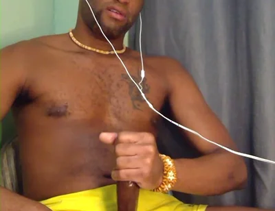 Kennie Jai Jerks off on Webcam in Sexy Shorts