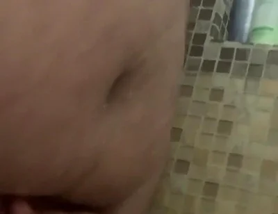 Jugando En El Bao Con Mi