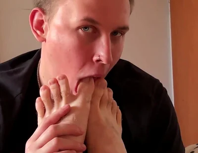 Foot Fuck Untill All Will Covered All of Cum