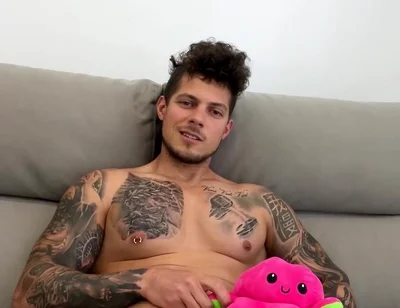 Deepthroat Thrusts Ignite Primal Queer Fire