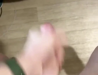 Solo Cumming. Big Load and Huge Mess