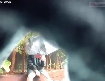 Amateur Guy Caught Peeing in a Public Park