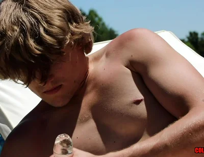 Robin Moore Jerks for Mickey