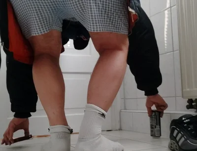 To Get Horny in the Wc, Dirty, Smelly, Wett. Dj -bro