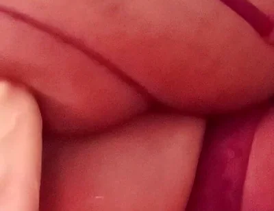 Intentando Comer Dos Juguetotes Por El Culo!!!!