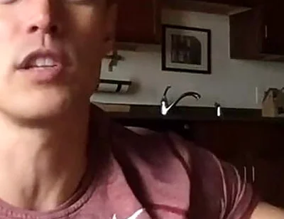 Muscle Worship Live Chat