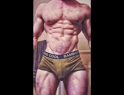 Famous Nfl Player Goes Viral on Instagram