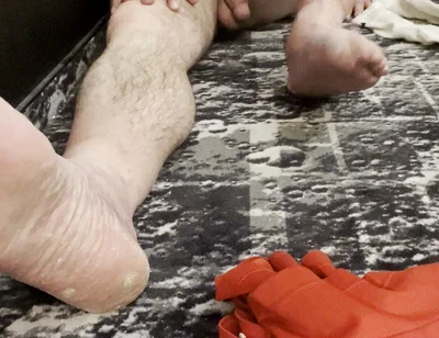 Coach Karl's Bare Feet Bare Balls [8893]