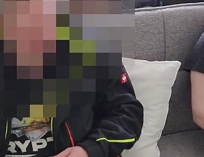 Caught by the Handyman! He Said I Should Continue... and Got His First Blowjob From a Guy - Antogoeshunting