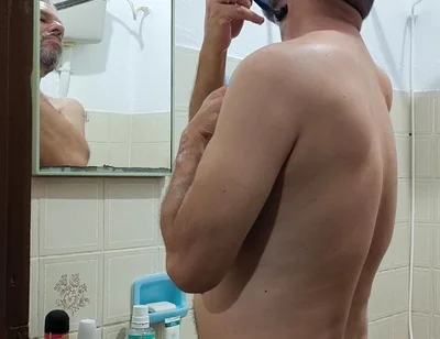 Who Likes an Older Guy