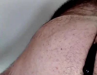 Bullmusclejoe Uses His Friends Dildo to Taste His Own Ass!