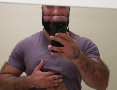 When You're Bored on a Jobsite, You Have to Find Methods of Entertainment