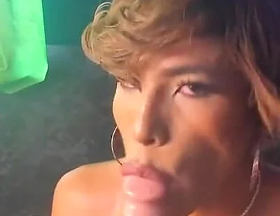 Femboy Gigi Prince Looks in the Mirror and Bounces Dildo in His Mouth and Ends up in His Throat